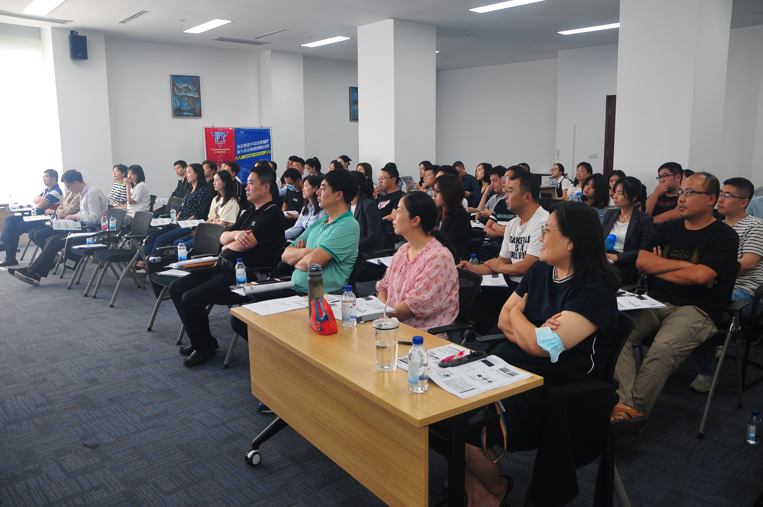 1600218230937071360.jpg 图三:培训中.jpg