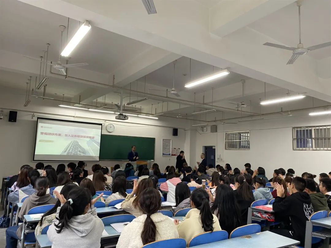 1634776798712084661.jpg 1.jpg