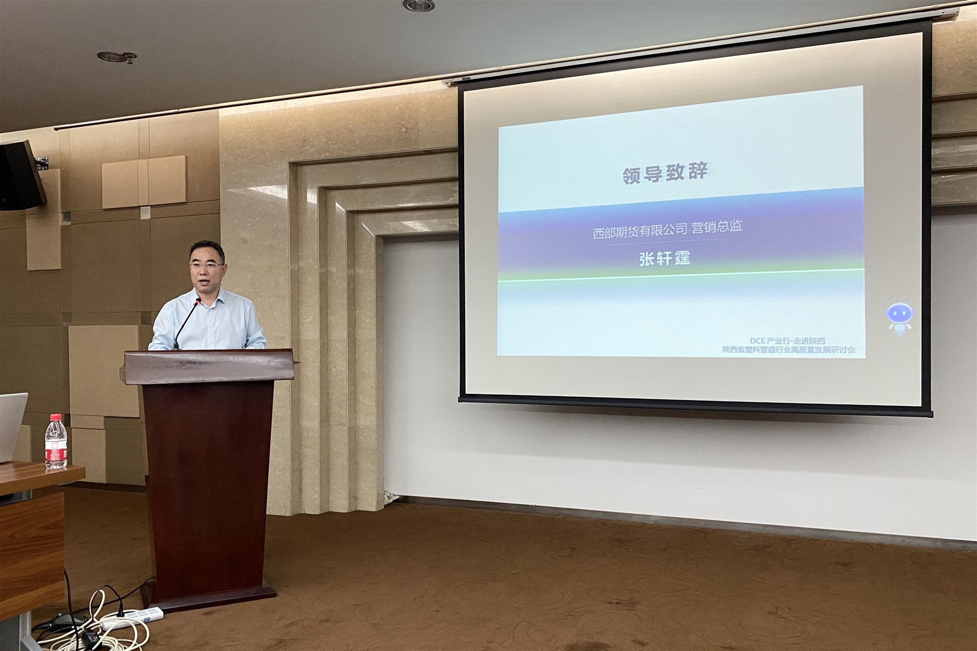 1626324825444004197.jpg 1626324825444004197.jpg